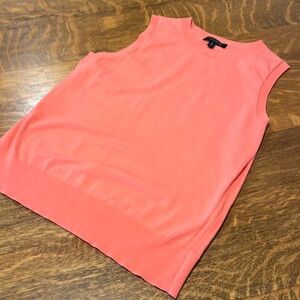 Banana Republic sleeveless top